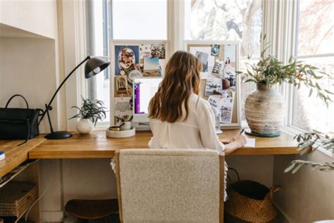 Maximize Your Workspace: Innovative Bookshelf with Desk Solutions for Remote Workers